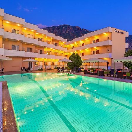 Hotel Fotini Каламата Екстериор снимка
